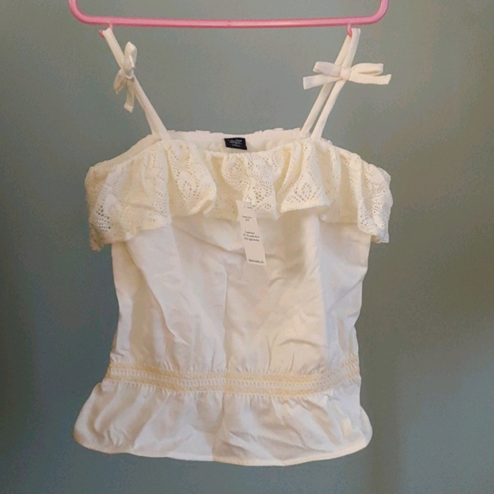 Mix&Match 3/$25 - Gap Lace Cami Top